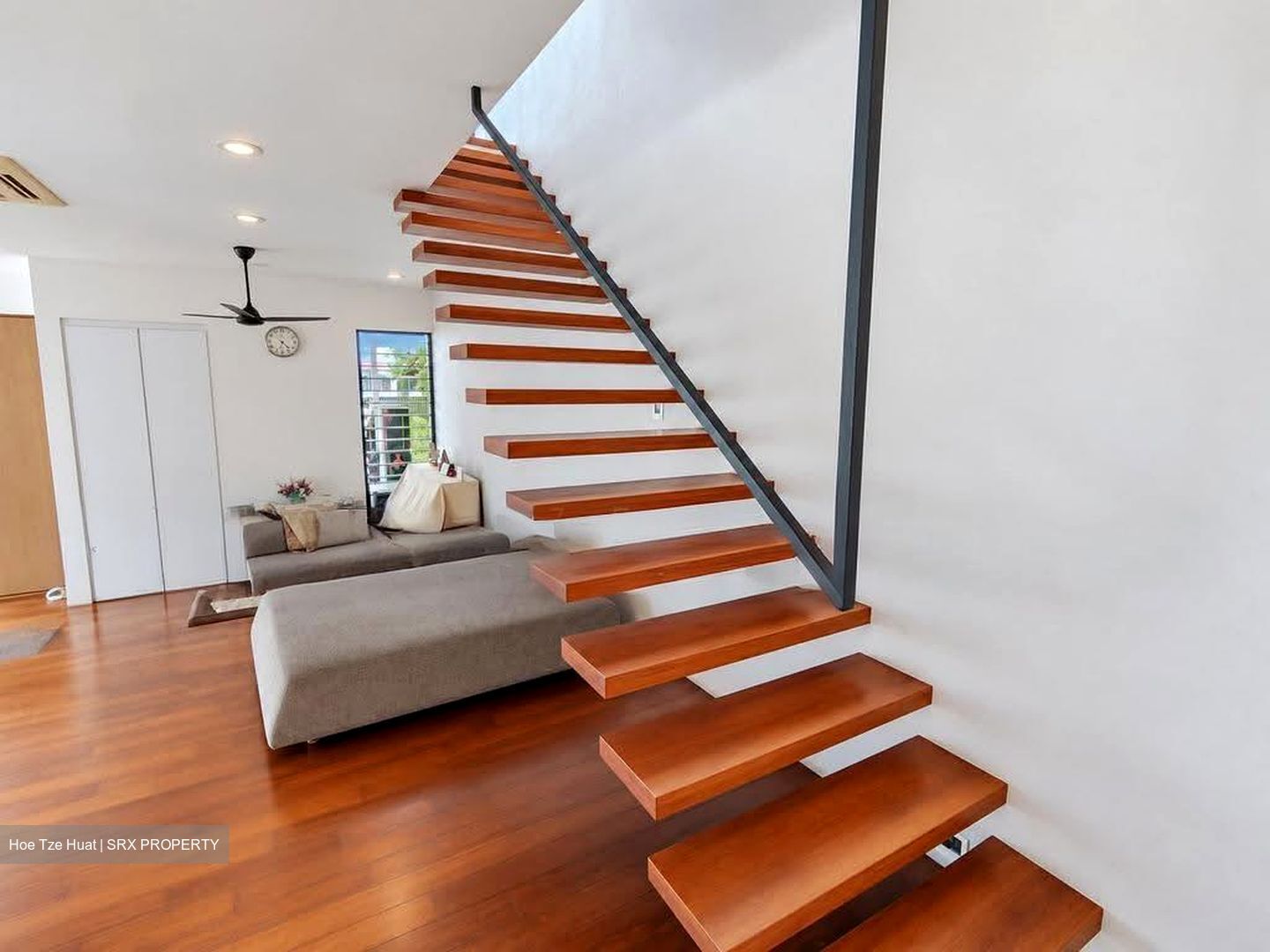 LENTOR LOOP (D26), Terrace #632490121